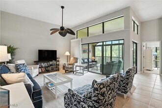 7032 Pelican Bay Blvd in Naples, FL - Building Photo - Building Photo