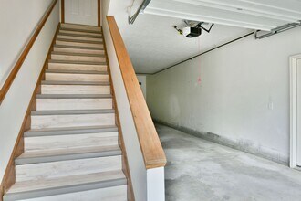 920-922-922 Cynthia Ct in Niles, OH - Building Photo - Building Photo