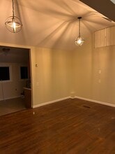 53 Woodland Rd in Guilford, CT - Building Photo - Building Photo