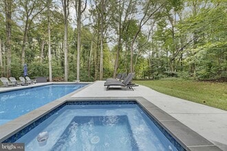 1085 Pemberton Ln in Lothian, MD - Building Photo - Building Photo