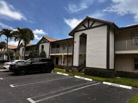 2423 NW 89th Dr in Coral Springs, FL - Building Photo