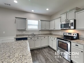 1035 Harper Dean Wy in Gallatin, TN - Building Photo - Building Photo
