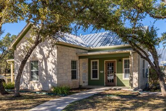 Creek View Apartments in Johnson City, TX - Building Photo - Building Photo