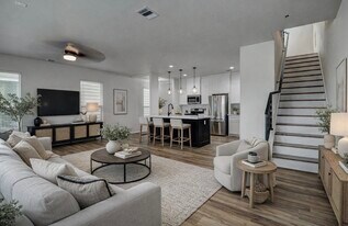 7042 Plum Creek Terrace Ln in Houston, TX - Building Photo