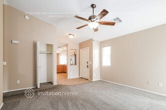 423 W Corriente Ct in San Tan Valley, AZ - Foto de edificio - Building Photo