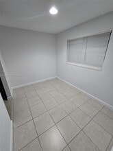 3986 NW 87th Ave in Sunrise, FL - Building Photo - Building Photo