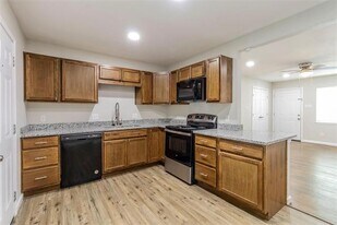 4714 Old Benbrook Rd in Fort Worth, TX - Building Photo