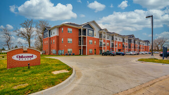 Oakwood Place Apartments