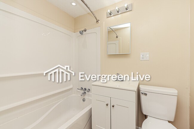 6509 Harshmanville Rd in Huber Heights, OH - Building Photo - Building Photo