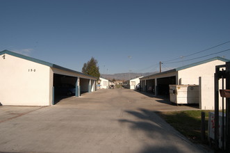 150-158 E Julia St in San Bernardino, CA - Building Photo - Building Photo