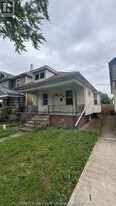 408 Elm Ave in Windsor, ON - Building Photo