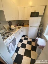22 Garden St, Unit 20-8 in Boston, MA - Building Photo