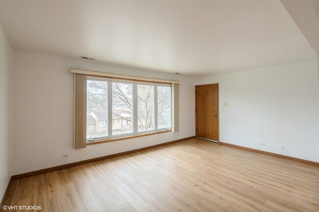 1509 E 31st St in La Grange Park, IL - Foto de edificio - Building Photo
