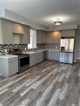 60 Southdown Dr in Bristol, CT - Building Photo - Building Photo