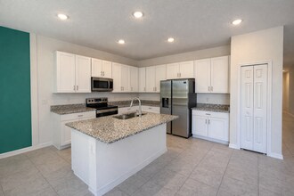 210 Tarpon Bay Blvd in Haines City, FL - Building Photo - Building Photo