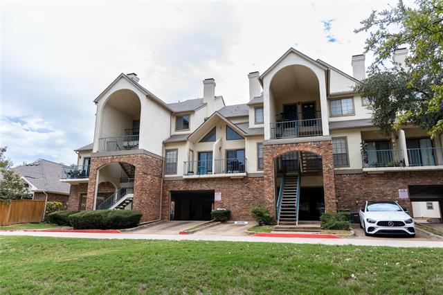 501 Arbor Creek Dr in Euless, TX - Building Photo - Building Photo