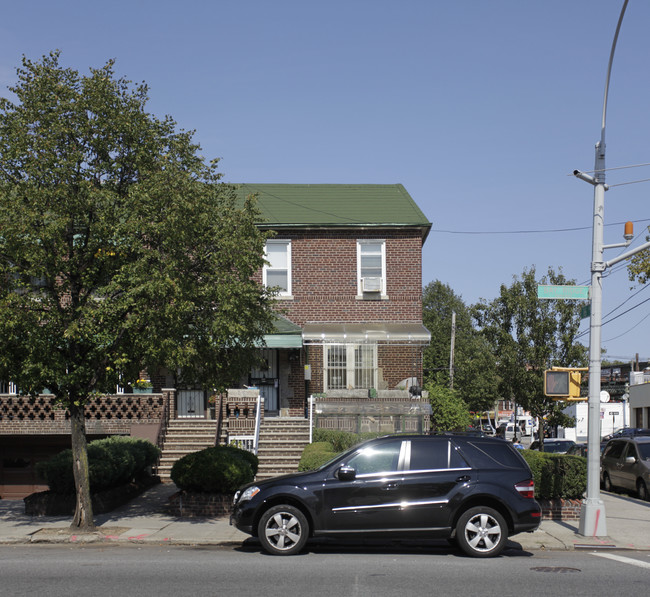 1583 Bay Ridge Pky in Brooklyn, NY - Foto de edificio - Building Photo