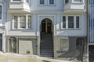 551-557 Greenwich St in San Francisco, CA - Building Photo - Building Photo