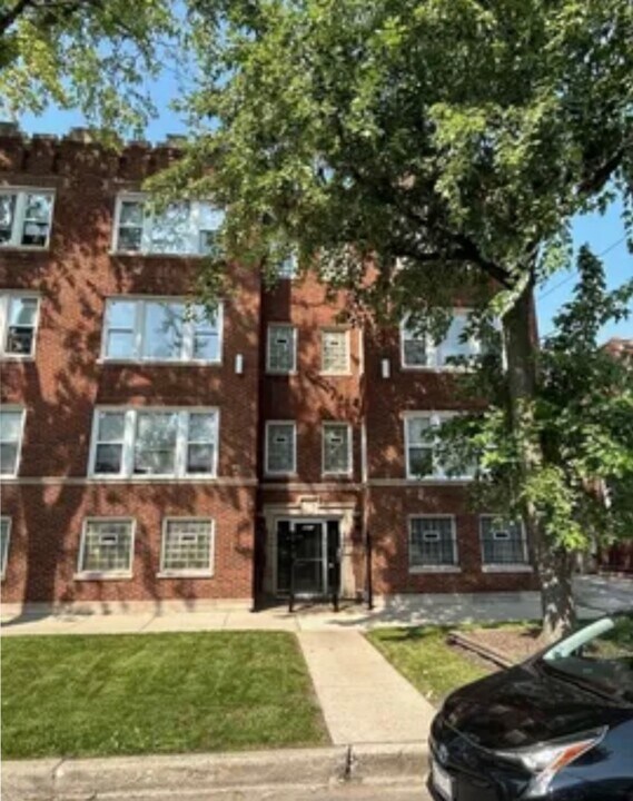 6850 S Dante Ave in Chicago, IL - Building Photo