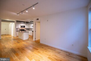 224 Church St in Philadelphia, PA - Building Photo