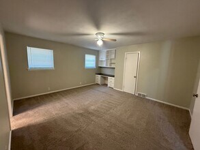 3018 68th St in Lubbock, TX - Building Photo - Building Photo