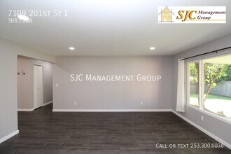 7109 201st St E in Spanaway, WA - Building Photo - Building Photo