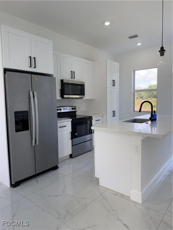 property at 1832 Lindsay St