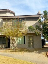 19601 N 7th St in Phoenix, AZ - Building Photo
