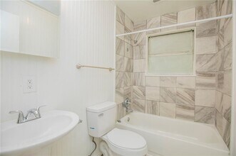 1309 S Washington Ave in Fayetteville, AR - Building Photo - Building Photo