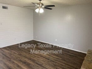 1503 Nolan River Rd in Cleburne, TX - Building Photo - Building Photo