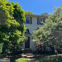 3300 Stone Heather Ct in Herndon, VA - Building Photo - Building Photo