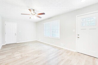 6625 Hidden Brook Trail in College Park, GA - Foto de edificio - Building Photo