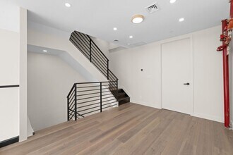 310 Fenimore St in Brooklyn, NY - Foto de edificio - Building Photo