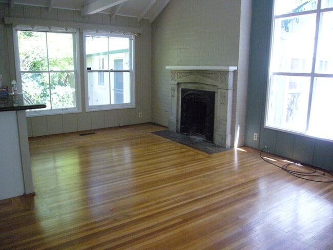 2417 Prospect St, Unit A in Berkeley, CA - Building Photo - Building Photo