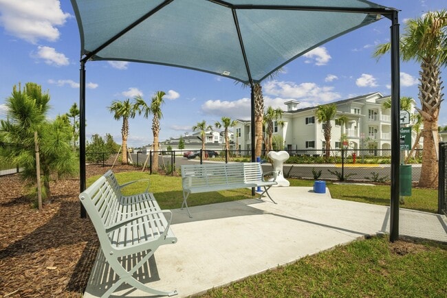 The Napier in Daytona Beach, FL - Building Photo - Building Photo