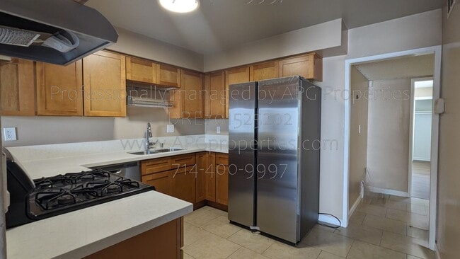 1192 Mitchell Ave in Tustin, CA - Building Photo - Building Photo