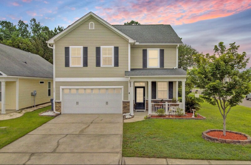 520 Crossland Dr in Moncks Corner, SC - Building Photo