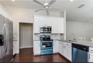 205 Redbud St in Kissimmee, FL - Building Photo - Building Photo