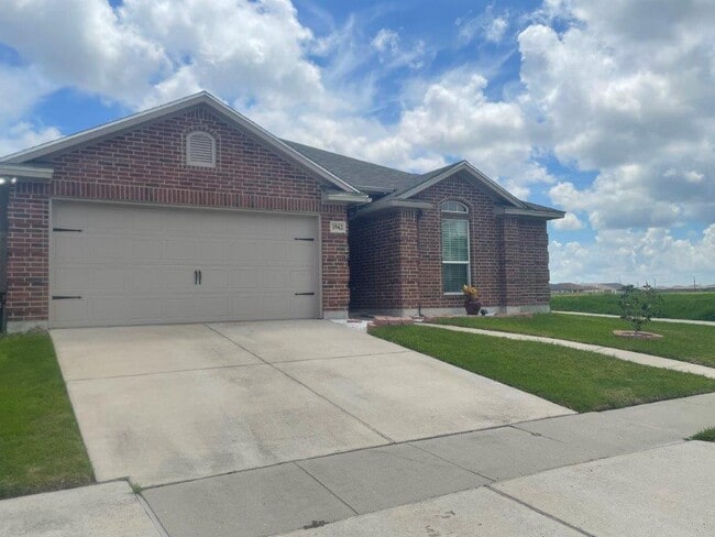 3942 Las Bahias Dr in Corpus Christi, TX - Building Photo - Building Photo