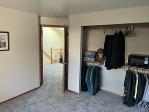 4165 Berrywood Dr, Unit #2 in Eugene, OR - Building Photo - Building Photo