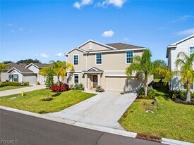 19972 Green Pasture Rd in Lehigh Acres, FL - Building Photo