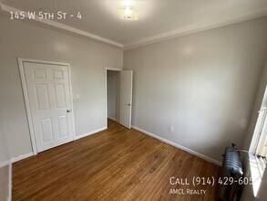 145 W 5th St in Mount Vernon, NY - Building Photo - Building Photo