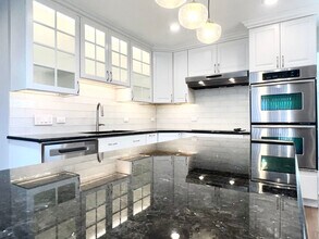 15122 W Redwood Ln in Libertyville, IL - Building Photo - Building Photo