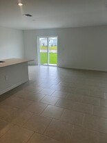 19712 Lavender Field Ct in Lehigh Acres, FL - Building Photo