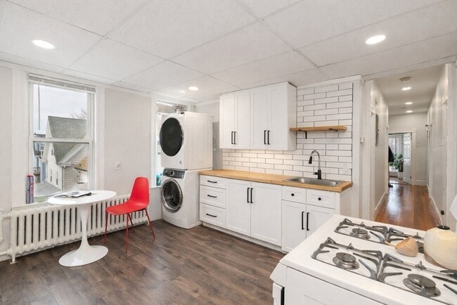 property at 21 Nevada St