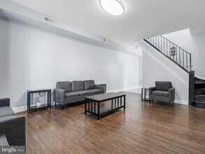 1713 E Lafayette Ave in Baltimore, MD - Building Photo - Building Photo