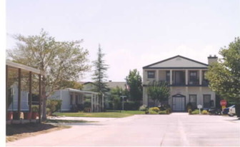 Lancaster Estates Mobile Homes in Lancaster, CA - Building Photo