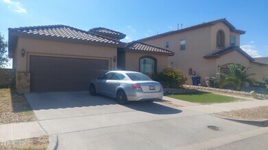13076 Cozy Cove Ave in El Paso, TX - Building Photo - Building Photo