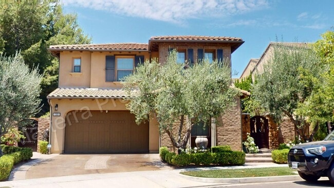 33 Jasper in Irvine, CA - Building Photo - Building Photo