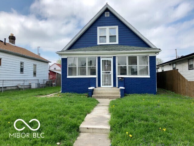 302 S Randolph St in Indianapolis, IN - Building Photo